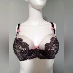 Victoria,s Secret Elegant Lace Underwire Bra - Black and Pink